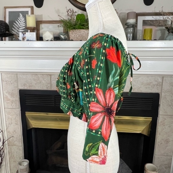 Jilem Modas Cropped Tropical Print Summer Top - Picture 7 of 12